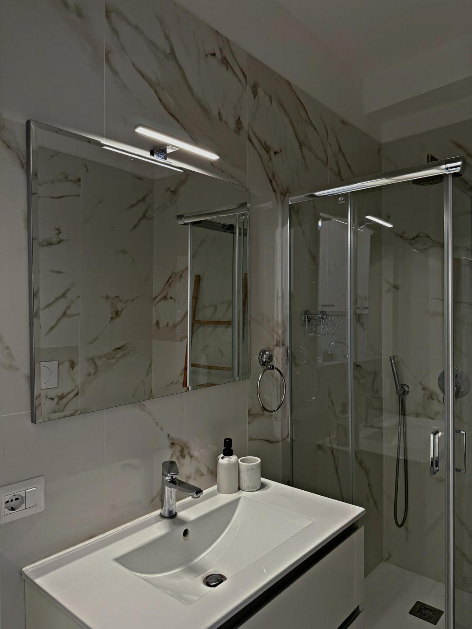 - La Barchetta Apartment